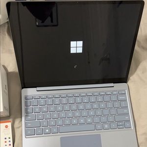 Microsoft surface laptop go